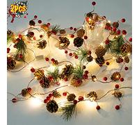 Lot de 2 guirlandes de Noël artificielles avec lumières - Fonctionne à piles - Guirlande de 20 LED - Baies rouges, pommes de pin - Aiguilles de pin - Décoration pour sapin de Noël ou fête