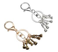 Lot de 2 porte-clés d'échecs européens rétro en métal plaqué avec pièces d'échecs, fer à cheval, porte-clés créatif pour sac de voiture (argent et or)