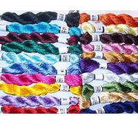 Lot de 20 écheveaux de fil à broder en soie de haute qualité