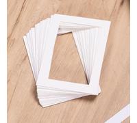 Lot de 20 tapis de cadre photo en carton blanc - Inserts réglables en papier cartonné pour photos, planches de montage en papier pour mur de galerie personnalisé (15,2 cm)
