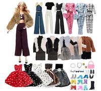 Lot de 21 vêtements classiques pour poupées en peluche super modèle marron, gilet en peluche, set gros tricot, ensemble de jeans, robe à pois, robe à paillettes, 6 chaussures, 6