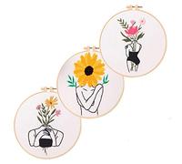 Lot de 3 kits de broderie féministe pour débutants - Art de la ligne - 1 cercle en ABS, 3 tissus imprimés, 3 fils, 6 aiguilles, 3 instructions en anglais