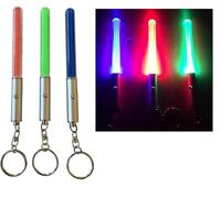 Lot de 3 porte-clés sabre laser à LED - Mini épées lumineuses - Rouge bleu vert - 13 cm - Cadeau de fête