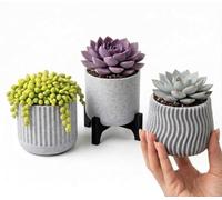 Lot de 3 Pots pour Succulentes et Cactus, Cache-Pots Design Effet Marbre, Mini Pots Décoratifs en Bioplastique PLA à Base de Plantes, Décoration Bureau et Maison, 6 cm