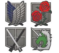 Lot de 4 écussons compatibles avec la bande dessinée japonaise Attack on Titan avec boucle à crochet, convient pour vêtements, vestes, jeans, sac à dos, gilet, uniformes, voyages, aventures, moto,