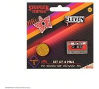 Lot de 4 pin's Stranger Things Saison 1 au design unique et au style original - Pin's avec fermeture sécurisée et détails réalistes, faciles à appliquer et à retirer, idéal pour décorer vêtements, sac