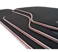 Lot de 4 tapis de sol en velours pour Audi A3 S3 RS3 Cabrio 8V 2014-2020 - Bandes décoratives - Rouge - Fixation d'origine