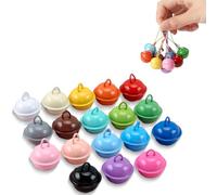 Lot de 50 Cloches en métal colorées avec œillet,Ornements Petites Clochettes Grelots,Multicolore Grelots en Métal Clochette, 22mm Grelots en Métal, pour Artisanat, Bijoux, décoration de Festival