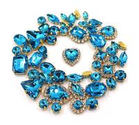 Lot de 50 strass brillants à coudre, 24 couleurs mélangées, forme mixte, dorés, griffes, cristal, boucle, décoration mariage, vêtements, chaussures, robes(Lake Blue)