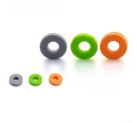 Lot de 6 anneaux de choc pour manette de jeu PS5 pour Xbox Switch Pro - Lot de 6 tampons de jeu flexibles résistants à l'usure - Gris, orange, vert, 2 x 2 x 1 cm