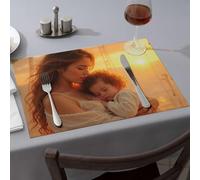 Lot de 6 sets de table « A Woman Hold Her Sleeping Child As The Sun Sets de table » - Décoration de ferme moderne