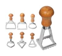 Lot de 7 emporte-pièces avec manche en bois pour découper et préparer des pâtes, pour fêtes et anniversaires