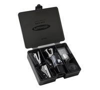 Lot de 8 fournitures comprenant un perforateur, une agrafeuse, des ciseaux, un extracteur d'agrafes, un marqueur, un ruban adhésif emballé dans un étui de rangement