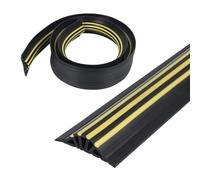 Lot de joints de seuil de porte de garage de 3 cm de haut - 2,5 m de long - En PVC souple - Universel - Résistant aux intempéries - Joint d'étanchéité de rechange - Pour garder les garages propres et