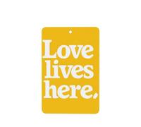 Love Lives Here On Yellow Lot de 4 désodorisants de voiture à suspendre - Cartes parfumées pour tablettes d'aromathérapie de voiture