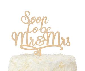 LOVENJOY with Gift Box Soon To Be Mr and Mrs Monogram Rustic Wood Wedding Engagement Cake Topper (5.9-inch) by LOVENJOY