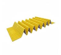 LOVIVER Tapis d' Extérieur Matelas Pliant de Camping Mousse IXPE Surface Structurée Transport Pratique Humidité Adapté pour la Randonnée Bivouac Séjour Plein Air, Jaune