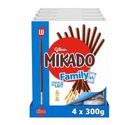 LU MIKADO - 4 Boîtes Mikado Family de 4 Sachets de Mikado Chocolat au Lait - Biscuits Chocolat au Lait pour le Goûter des Enfants - Lot en Sachets Individuels - Format Poche Pratique - Lot de 4x300g