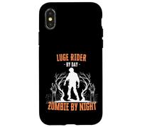 Luge Rider by Day Zombie by Night Funny Halloween Lugers Coque pour iPhone X/XS