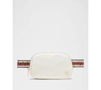 lululemon - Sac de ceinture Everywhere 1L Logo rayé - Rouge/É