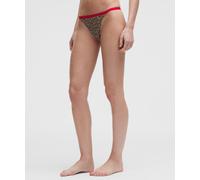lululemon - Wundermost Ultra-Soft Nulu String Low-Rise Bikini Underwear pour Femmes - Rouge/É - Taille L
