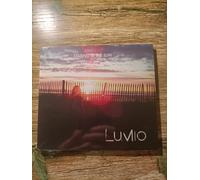 Lumio Staring At The Sun