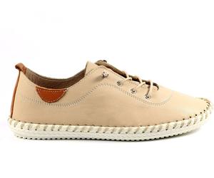 Lunar Lunar Cream St Ives Leather Plimsoll Shoes Cream EU 39 (UK 6)