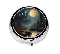 Lune étoiles et planètes. Cette petite boîte à pilules ronde imprimée est un organisateur portable de pilules et de vitamines, parfait pour les poches, les sacs à main et les voyages.
