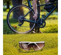 Lunettes de sécurité réglables pour un ajustement parfait pendant les sports de plein air et une utilisation prolongée dans des conditions lumineuses (5)