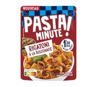 LUSTUCRU - Pasta Minute Rigatoni à la Bolognaise - Repas Express Micro-Ondes 1min30 · Sans Conservateur · Idéal Bureau, Pique-Nique et Repas Express - la barquette de 220g - Le Lot De 4