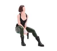 Luwecf Figurine miniature de femme assise à l'échelle 1:64, mini diorama, accessoire décoratif réaliste pour maison de poupée.