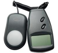 Luxmètre numérique LX1010B - Testeur de lumière pour mesure d'éclairage LED - Portable - 1 à 50 000 lux - Grand écran LCD - Maintien des données jusqu'à 4 % de rdg 0,5 % FS 3,5 chiffres