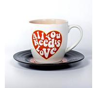 Lyrical Mug - Ensemble-cadeau de Tasse et Soucoupe Céramique avec paroles de chanson "Amour" - John Lennon & Paul McCartney - Autorisé par SONY / ATV - thumbs up! - 1001707