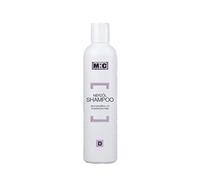 M:C shampooing fortifiant pour cheveux en quête de volume et de douceur pour nettoyer et densifier avec formule équilibrée