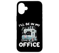 Machine à Coudre Ill Be in My Office Funny Tailor Femme Homme Coque pour iPhone 16 Plus