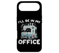 Machine à Coudre Ill Be in My Office Funny Tailor Femme Homme Coque pour iPhone Air