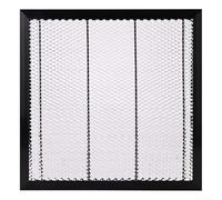 Machine de gravure CNC pour support en maille nid d'abeille conçu pour stabiliser les panneaux de gravure et canaliser la fumée pour des résultats plus propres