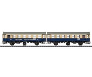 Märklin Modèle de Chemin de Fer - Paire de Voitures de Conversion - Route à vin DB - Voie H0 - Numéro d'article 43187 - avec lumière