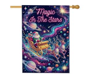 Magic In The Stars Drapeau de Noël avec citation Père Noël Galaxie 71 x 101 | Thème cosmique, drapeau de pelouse, art galaxie fluo, traîneau de renne, décoration de vacances céleste