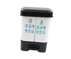 MagiDeal Poubelle miniature réaliste et compacte à l'échelle 1/12, idéale pour décorer une maison de poupée ou jouer à faire semblant, Noir