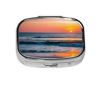 Magnifique pilulier carré à 2 compartiments en métal avec imprimé coucher de soleil sur la plage, petit pilulier de voyage portable pour poche, sac à main, mini pilulier pour contenir des vitamines