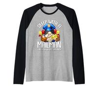Mailman GNOME Postman Motif Adult Humor for Men Funny Saying Manche Raglan
