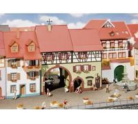 Maison de ville avec porte FALLER 130499 H0