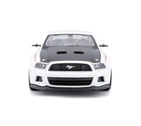 Maison. Ford Mustang Street Racer Blanco Blanc