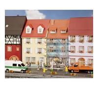 Faller 130494 H0 2 Small city houses with painter scaffold