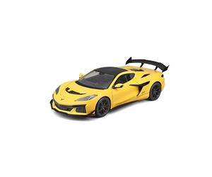Maisto 1:18 Special Edition 2025 Chevrolet Corvette ZR1, Metallic Yellow