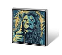 Majestic Lion tenant une bouteille de bière unisexe broches et épingles carrées légères pour vêtements, châle, chapeau