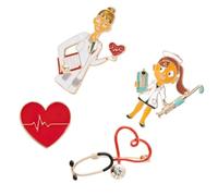 MAJORMENCH Épingle de Poitrine en Forme de Cœur pour Infirmière et Médecin, Finition Soignée, Facile à Clipser, en Or Véritable, 4 Pièces, Accessoire Élégant pour Cérémonies et Mariages