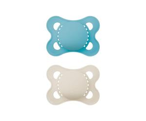MAM Pure Lot de 2 tétines originales pour bébé en matériau durable et bio-renouvelable, avec boîte à tétines, 0 à 6 mois, bleu/beige