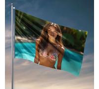 Man Cave Bar Floral Bikini By The Poolside Drapeau Décorations de cour Happy Camper Cadeaux (60 x 90 cm)